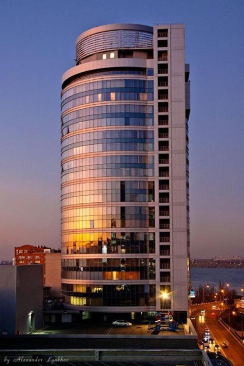 Staybridge Mini-Hotel In Most City Panoramic River View 드네프로페트로프스크 외부 사진