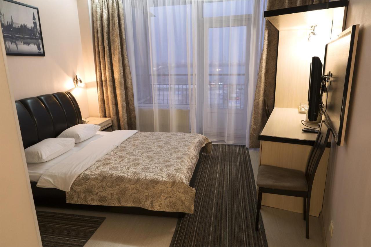 Staybridge Mini-Hotel In Most City Panoramic River View 드네프로페트로프스크 외부 사진